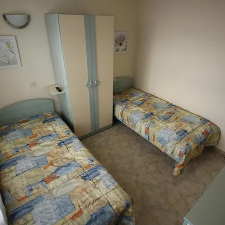 Spacious Bravo1 Apartman *