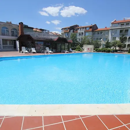 Spacious Bravo1 Napospart
