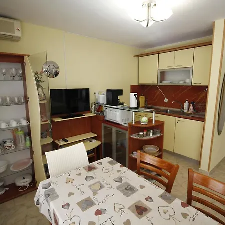 Spacious Bravo1 Apartman Napospart